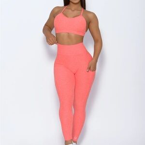 Bombshell sportswear braid back sports bra size L